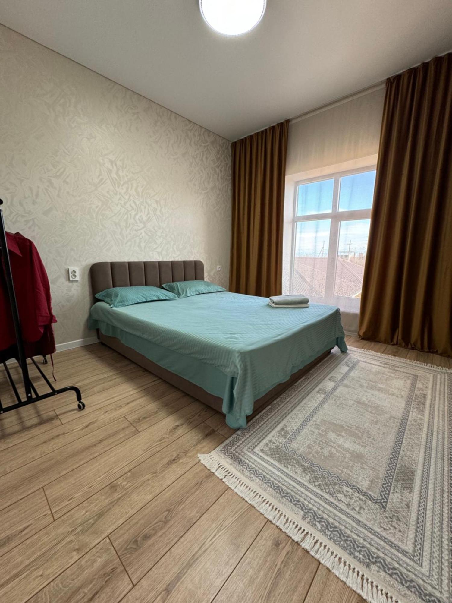 Алые Паруса Hotel Чолпон-Ата Екстериор снимка